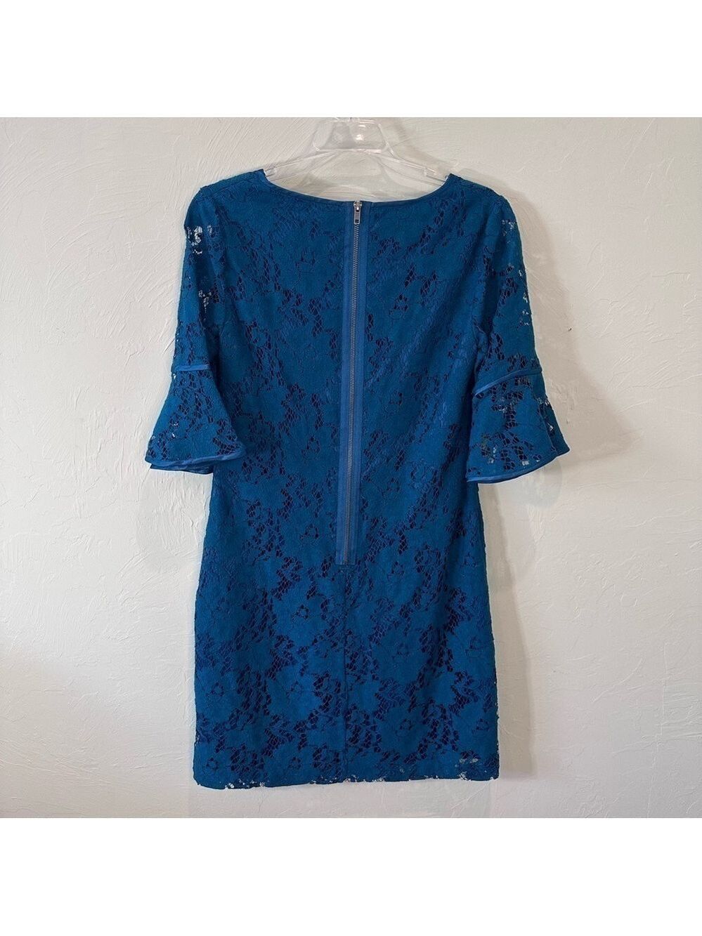 Adrianna Papell Blue Lace Dress Size 4 - Picture 2 of 8